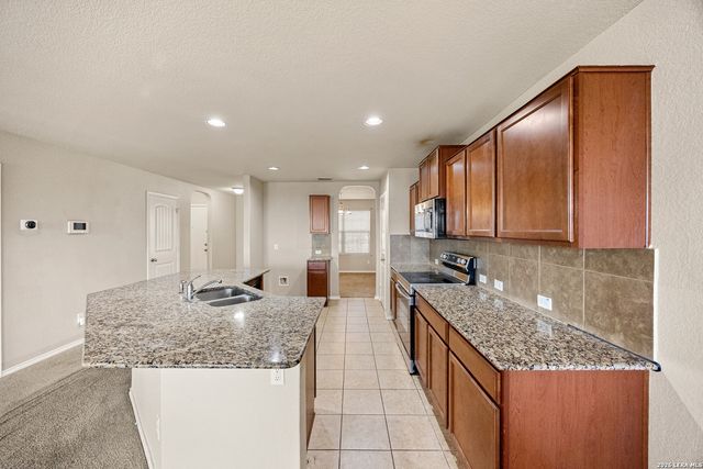 7202 Galaxy Brk, San Antonio, TX 78252