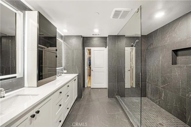 1891 S Union 99, Anaheim, CA 92805