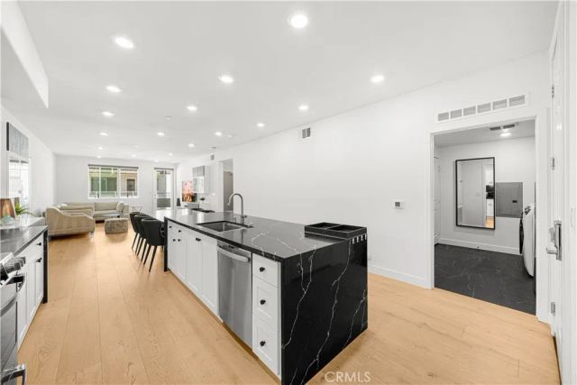 1891 S Union 99, Anaheim, CA 92805