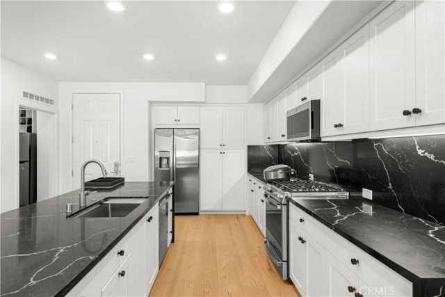 1891 S Union 99, Anaheim, CA 92805