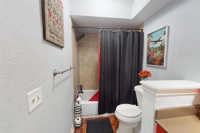 4739 Cashel Glen Drive, Houston, TX 77069