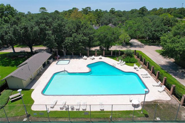 4739 Cashel Glen Drive, Houston, TX 77069