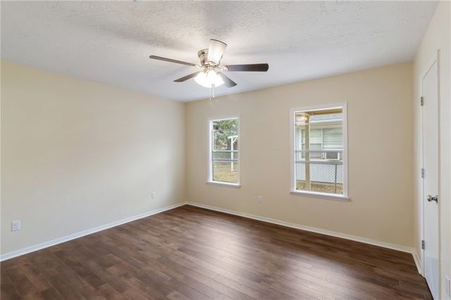 2411 Hardwood Drive, Bryan, TX 77803