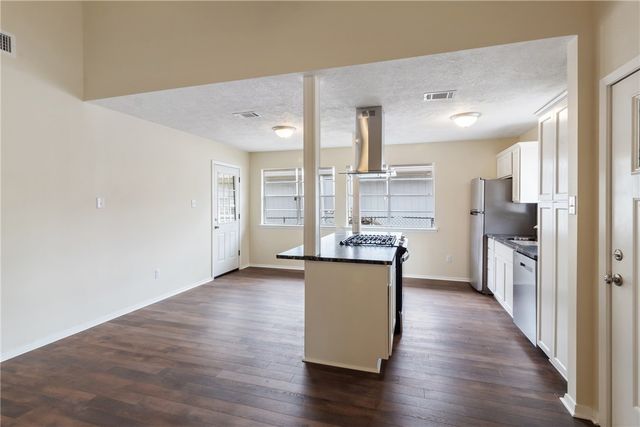 2411 Hardwood Drive, Bryan, TX 77803