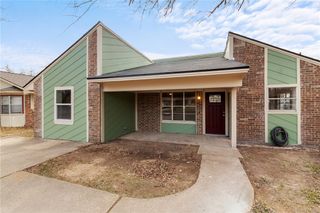 2411 Hardwood Drive, Bryan, TX 77803