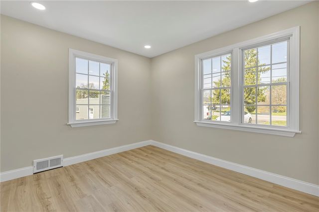 4515 Tuscarawas Road, Brighton Twp, PA 15009