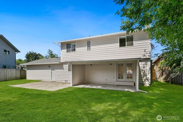 25926 13th Place S, Des Moines, WA 98198