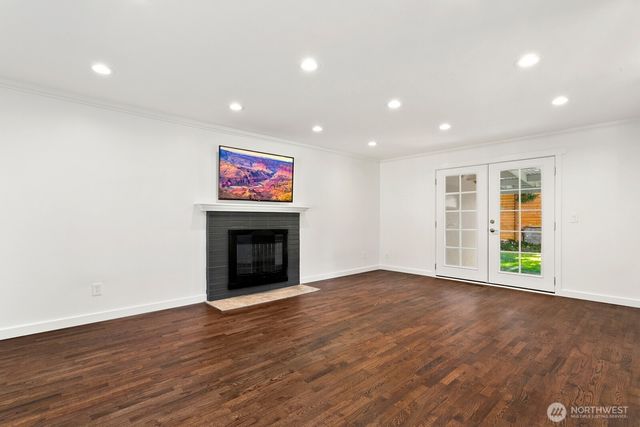 25926 13th Place S, Des Moines, WA 98198