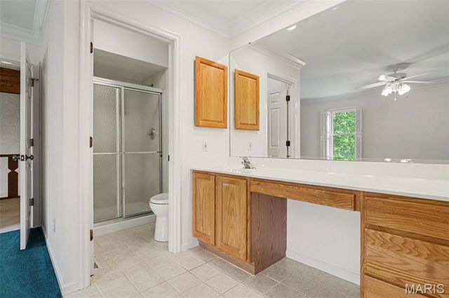 5022 Amber Place Drive, St Louis, MO 63128