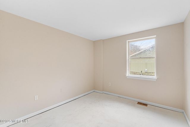 11 Tiller Drive, Waretown, NJ 08758