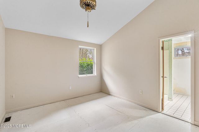 11 Tiller Drive, Waretown, NJ 08758