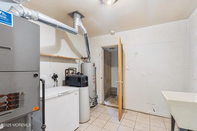 11 Tiller Drive, Waretown, NJ 08758