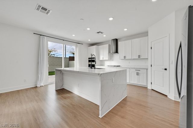 6923 Elysian Valley Avenue, Las Vegas, NV 89113