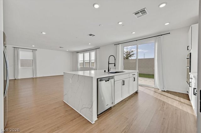 6923 Elysian Valley Avenue, Las Vegas, NV 89113