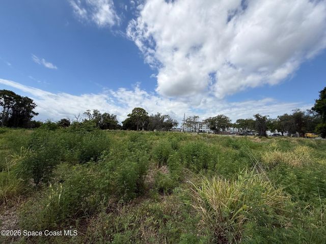 2051 Northview Street NE, Palm Bay, FL 32905