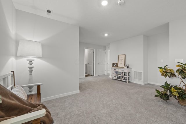 706 Leslie Drive, Plain City, OH 43064