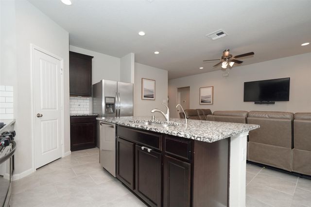 18306 Arcola Bay Lane, Richmond, TX 77407