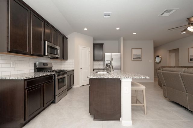 18306 Arcola Bay Lane, Richmond, TX 77407