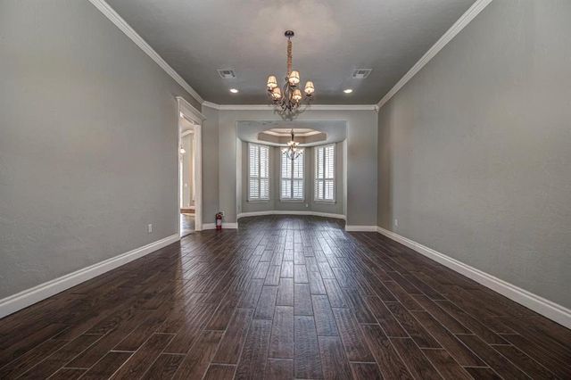 3204 Valley Brook, Norman, OK 73071