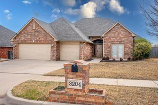 3204 Valley Brook, Norman, OK 73071