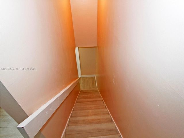 9351 Fontainebleau Blvd B403, Miami, FL 33172