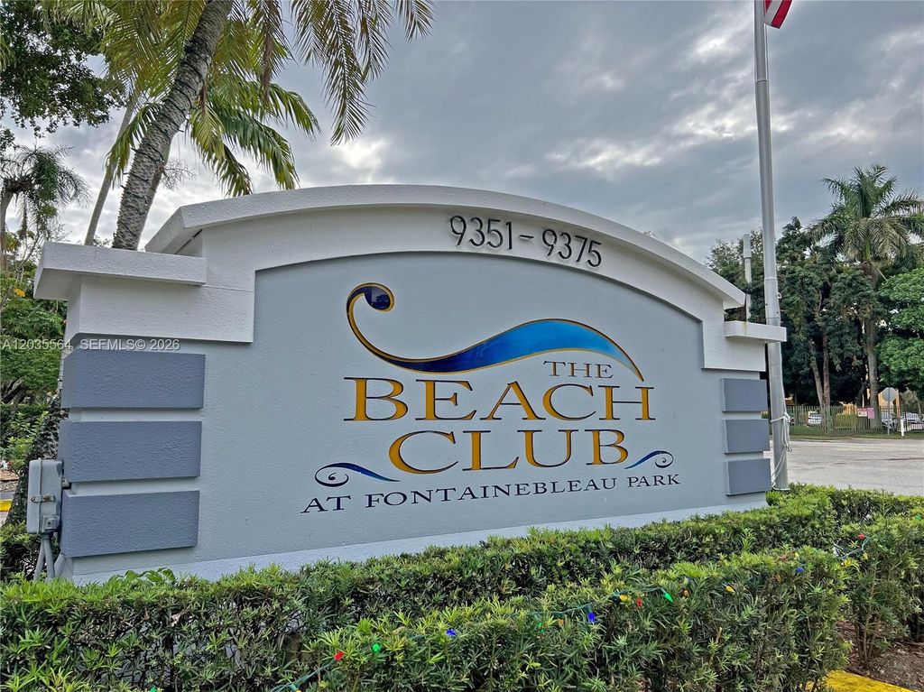 9351 Fontainebleau Blvd B403, Miami, FL 33172