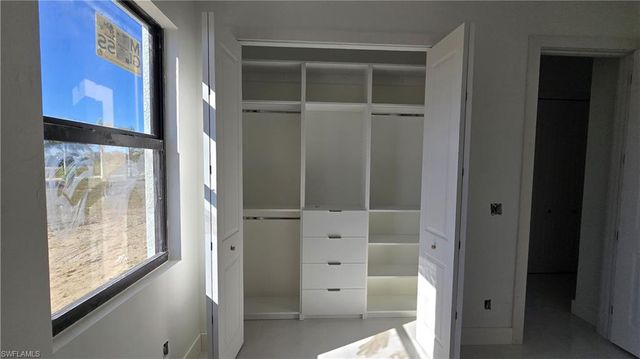 2006 Nelson RD N, Cape Coral, FL 33993