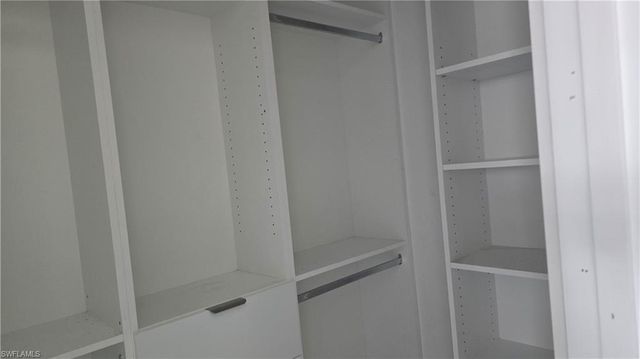 2006 Nelson RD N, Cape Coral, FL 33993