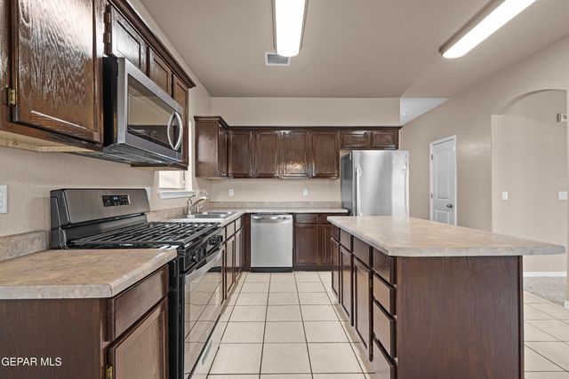 14417 DELTA POINT Drive, El Paso, TX 79938