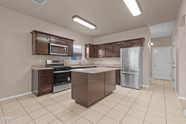 14417 DELTA POINT Drive, El Paso, TX 79938