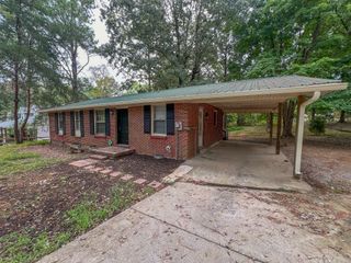 2842 Thrush Dr, Clarksville, TN 37040