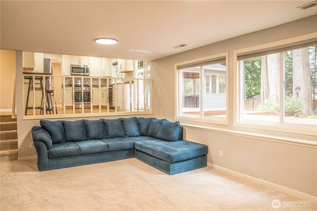 22039 NE 15th Street, Sammamish, WA 98074