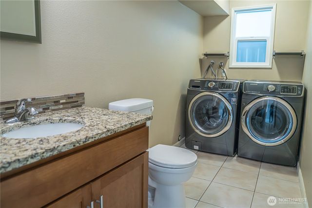 22039 NE 15th Street, Sammamish, WA 98074