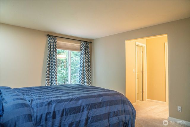 22039 NE 15th Street, Sammamish, WA 98074