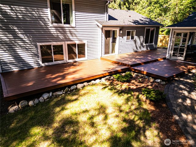 22039 NE 15th Street, Sammamish, WA 98074