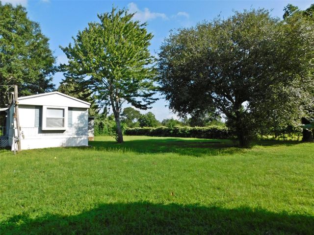 5491 Front Street, San Felipe, TX 77473