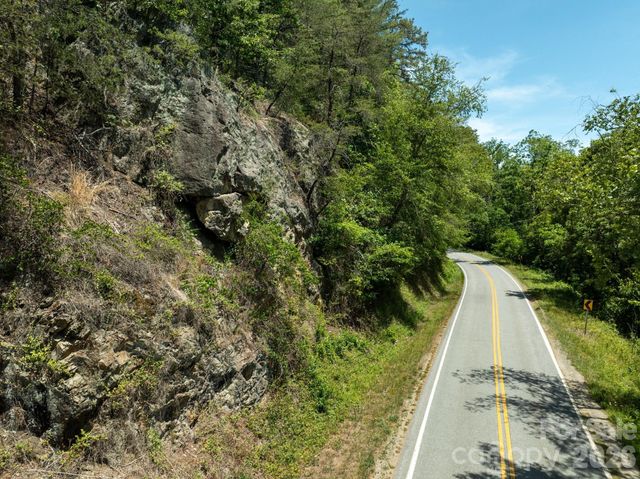 000 Narrow Gauge Drive 18, Lenoir, NC 28645
