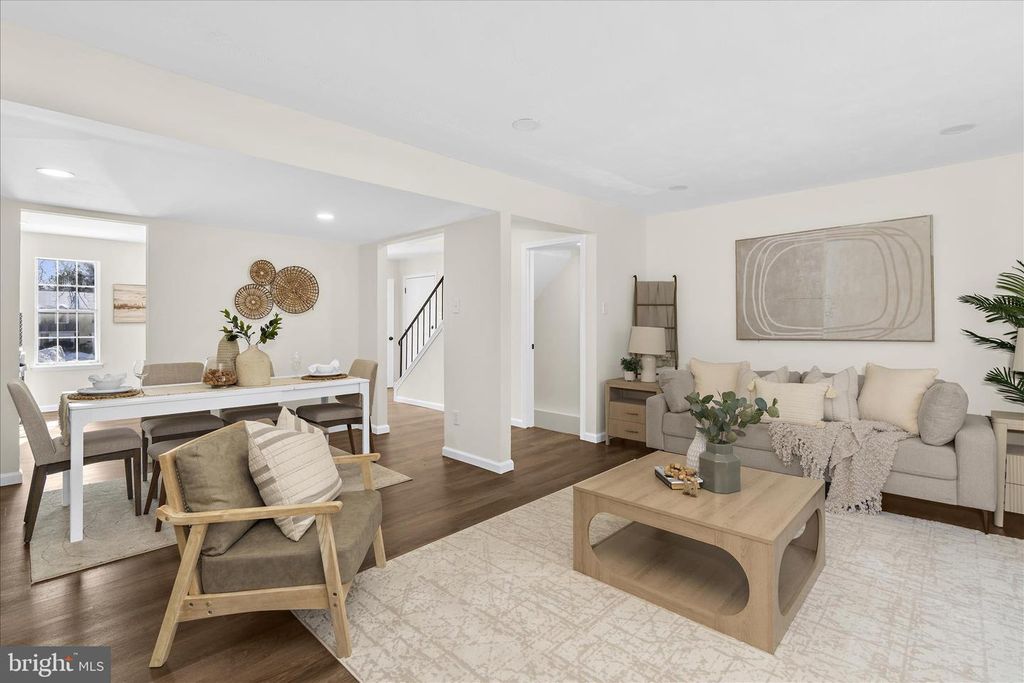 Image 1 of property listing at 196 KEY PKWY, Frederick, MD 21702