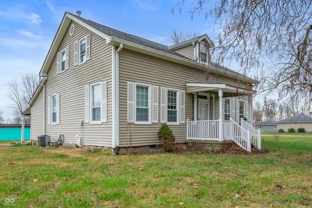 10021 N State Road 9 Road N, Hope, IN 47246