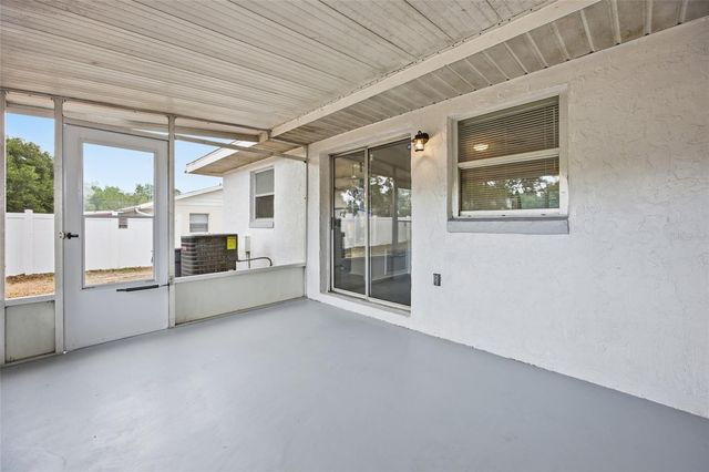 11860 SE 70TH AVENUE ROAD, Belleview, FL 34420