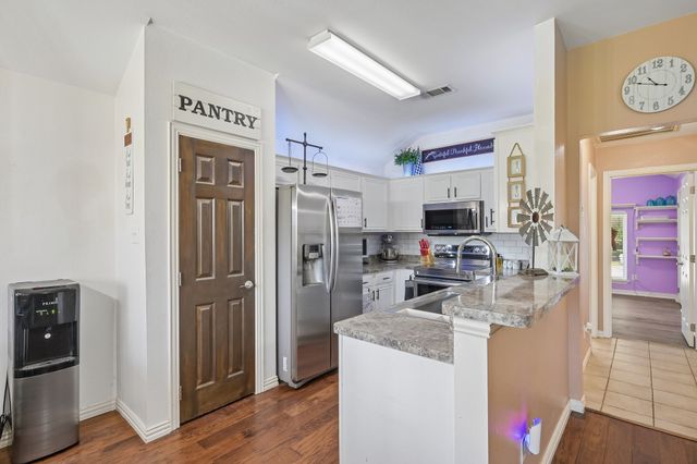 216 Meadow Lark Lane, Anna, TX 75409