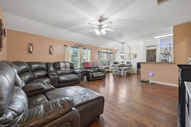216 Meadow Lark Lane, Anna, TX 75409