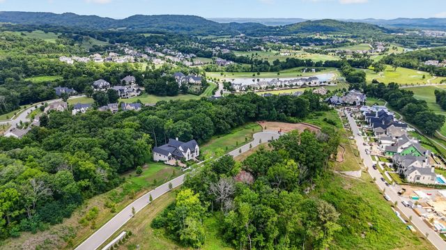 8514 Blanton Ct, College Grove, TN 37046