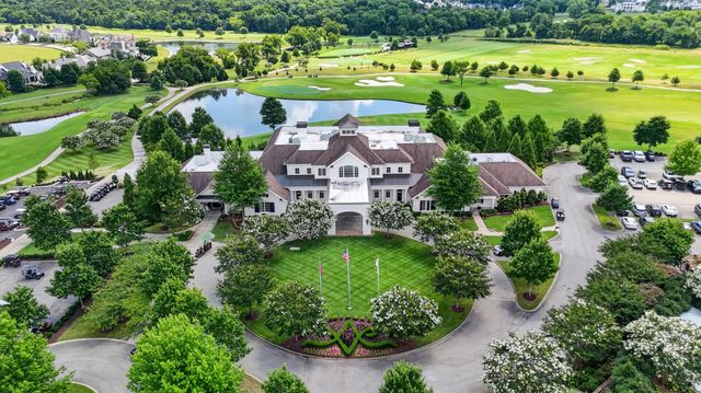 8514 Blanton Ct, College Grove, TN 37046