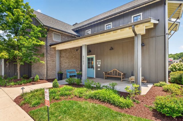 8514 Blanton Ct, College Grove, TN 37046