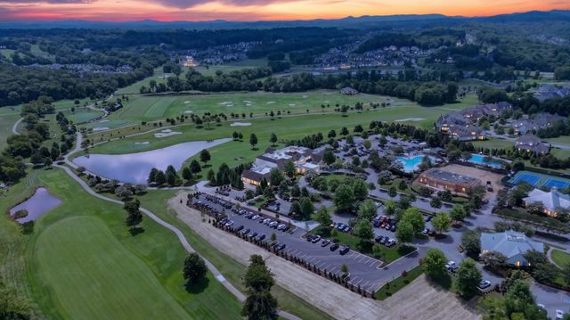8514 Blanton Ct, College Grove, TN 37046
