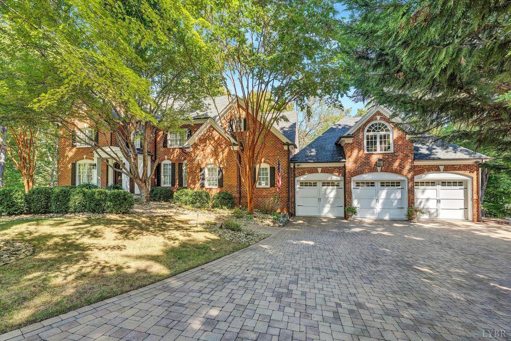 211 Paddington Court, Lynchburg, VA 24503