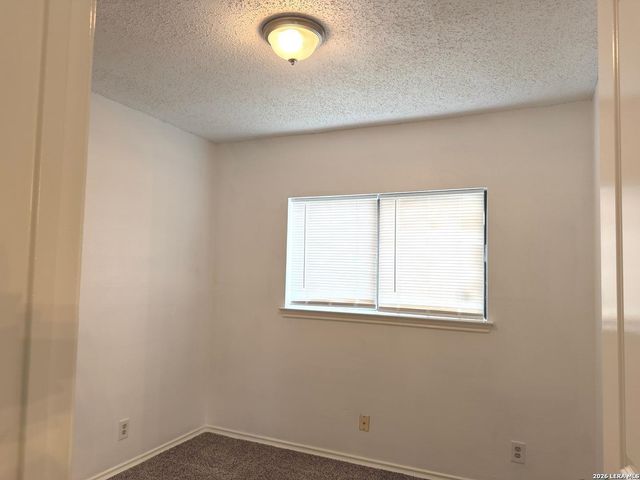 4229 SUNRISE CREEK DR, San Antonio, TX 78244