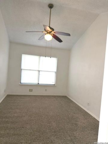 4229 SUNRISE CREEK DR, San Antonio, TX 78244