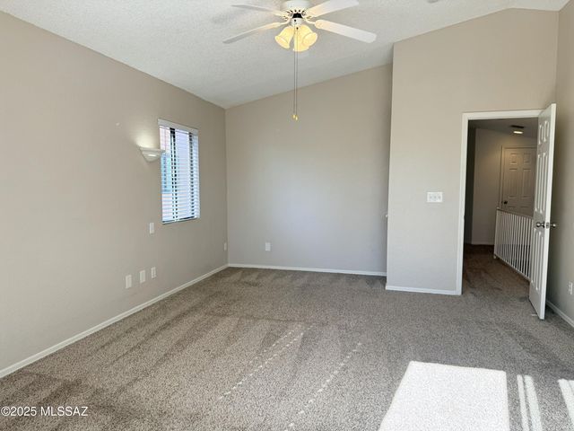 6041 N Reliance Drive, Tucson, AZ 85704